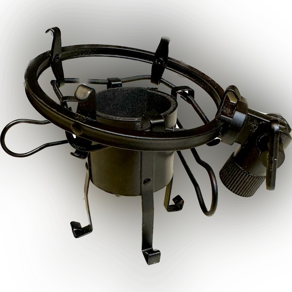 MICROPHONE SHOCK MOUNT CLIP NOISE ISOLATION STABILIZER ANTI-VIBRATION PODCAST - Picture 1 of 8